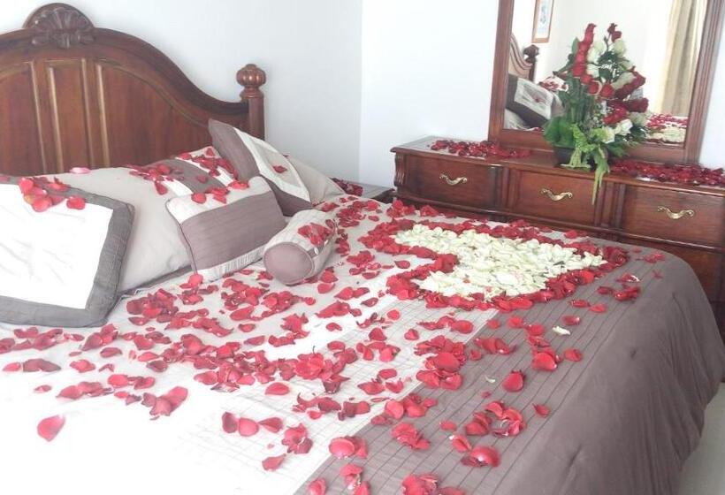 סוויטת ג'וניור נוף לגינה, La Aurora Hotel Like Home