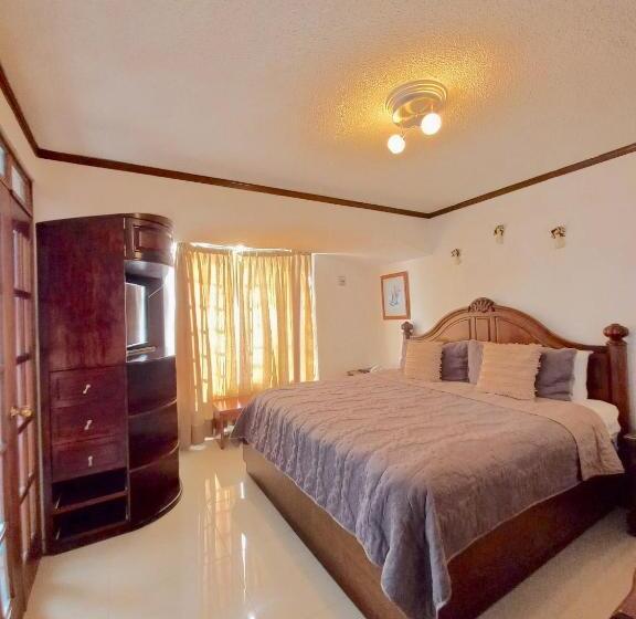 סוויטת ג'וניור נוף לגינה, La Aurora Hotel Like Home