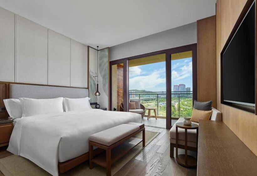 Люкс 2 Спальни, Angsana Zhuhai Hengqing