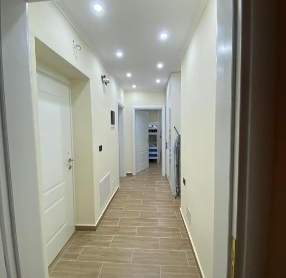 اتاق استاندارد سه نفره, Nina Guest House