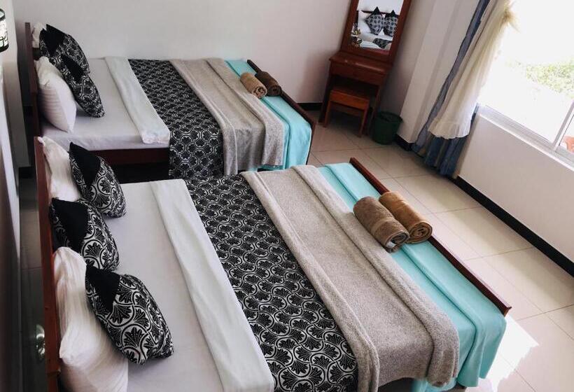 اتاق لوکس خانوادگی, Polo Region Rest Inn
