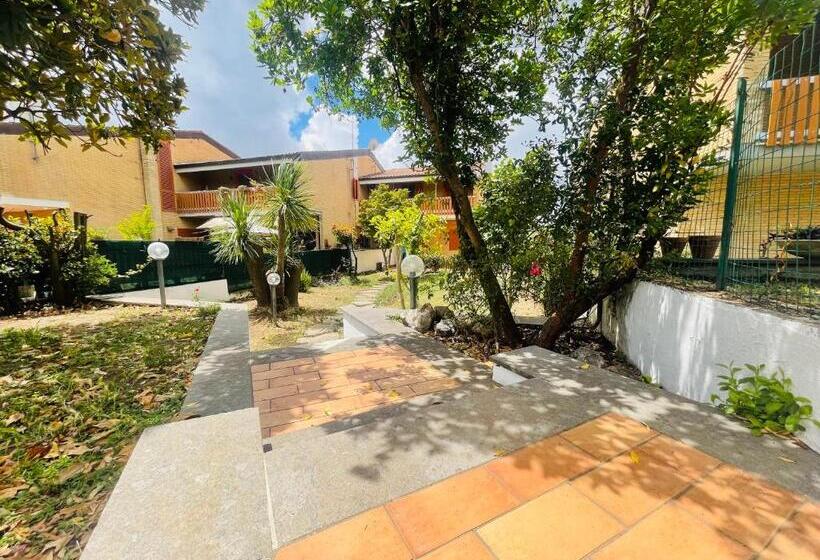 家庭间, Villetta Home   Castelli Apartments