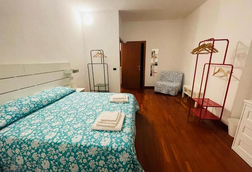 带大床的标准间, Villetta Home   Castelli Apartments