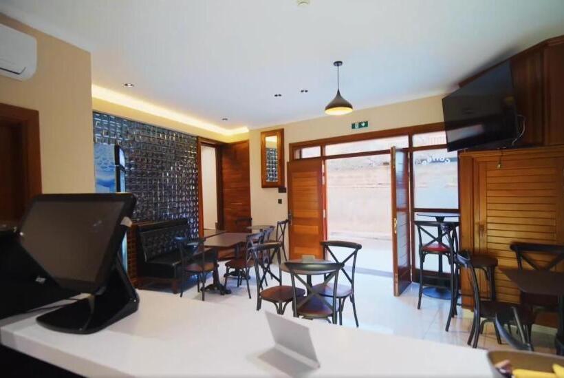 آپارتمان 1 خوابه, Adam Appart Hôtel