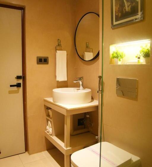 Номер Deluxe, Capital Luxury Suites