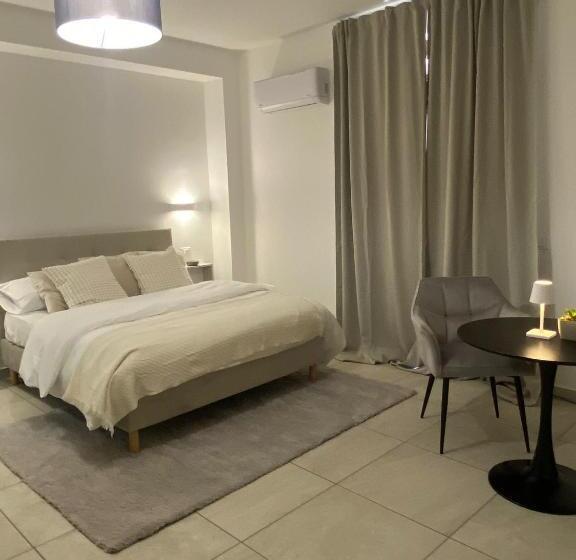 Номер Deluxe, Grey Haven Apartments And Suites