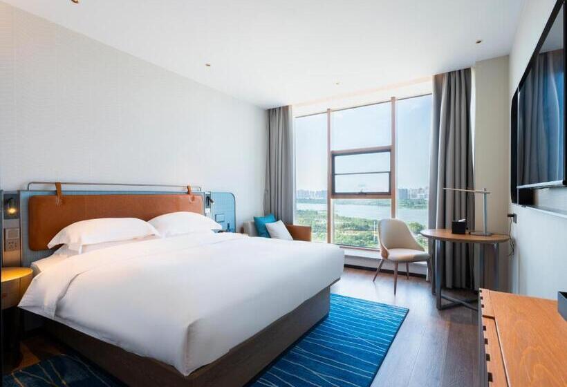 Номер Superior, Echarm Hotel   Wuhan Jingkai Yongwang Sports Center