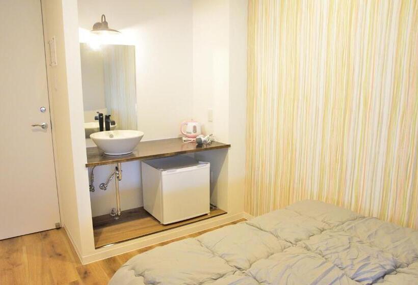 Номер Стандарт, Hostelコトヒラクラスカ