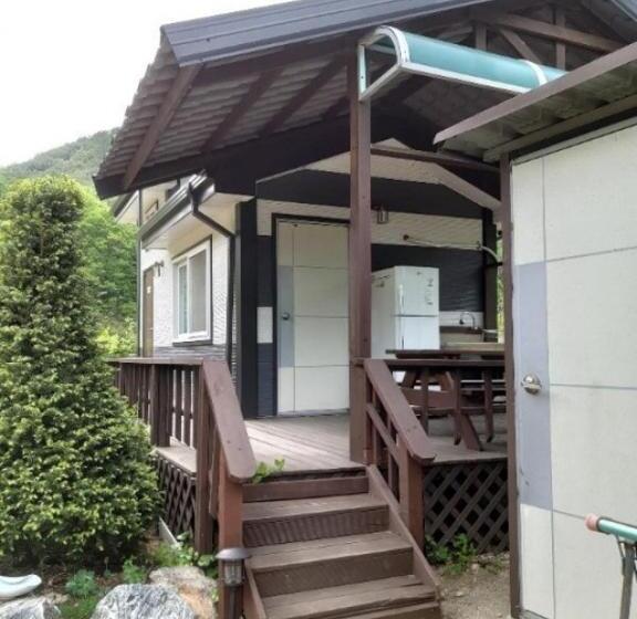 Семейный Номер, Sangjoo Munjangdae Healing House