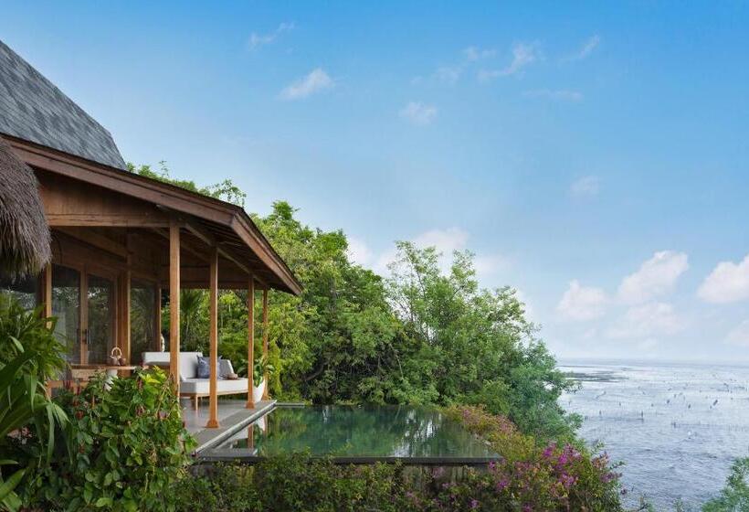 Вилла с 1 спальней и бассейном, Semaya Beach Resort