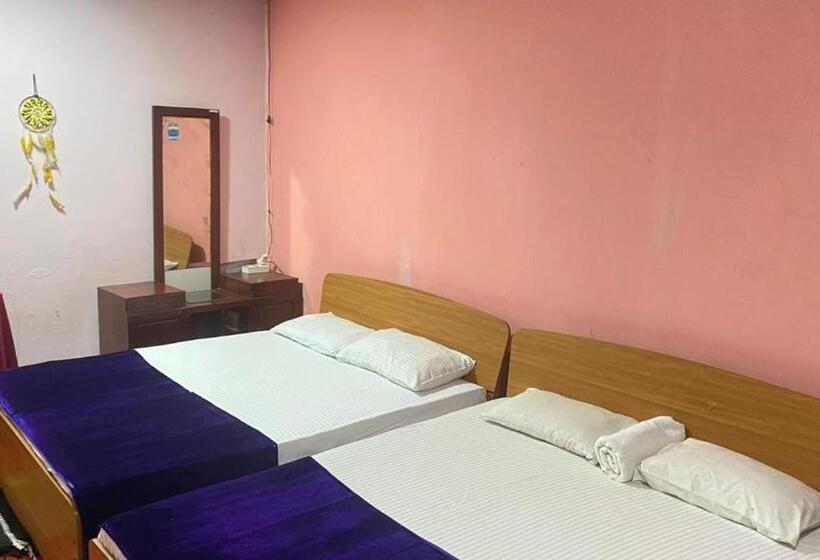 Семейный Номер, Ambalama Hostel