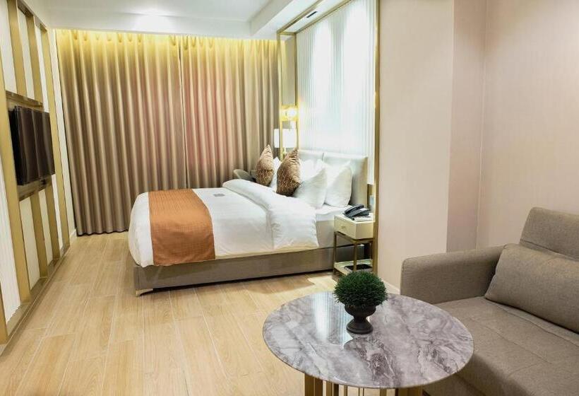 带大床的豪华间, Uma Hotel And Residences