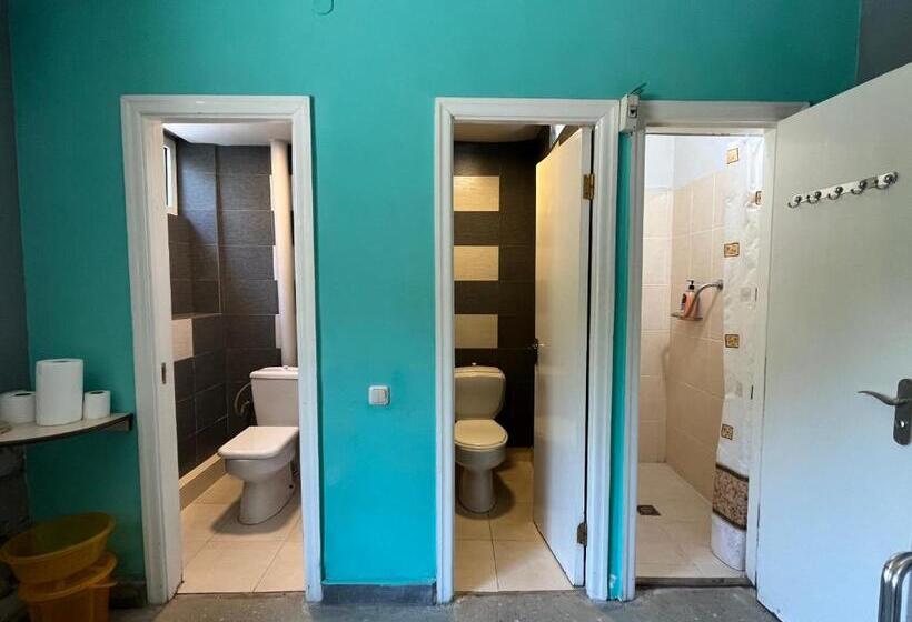 Семейный Номер Совместный Санузел, Azoyan Holiday Resort