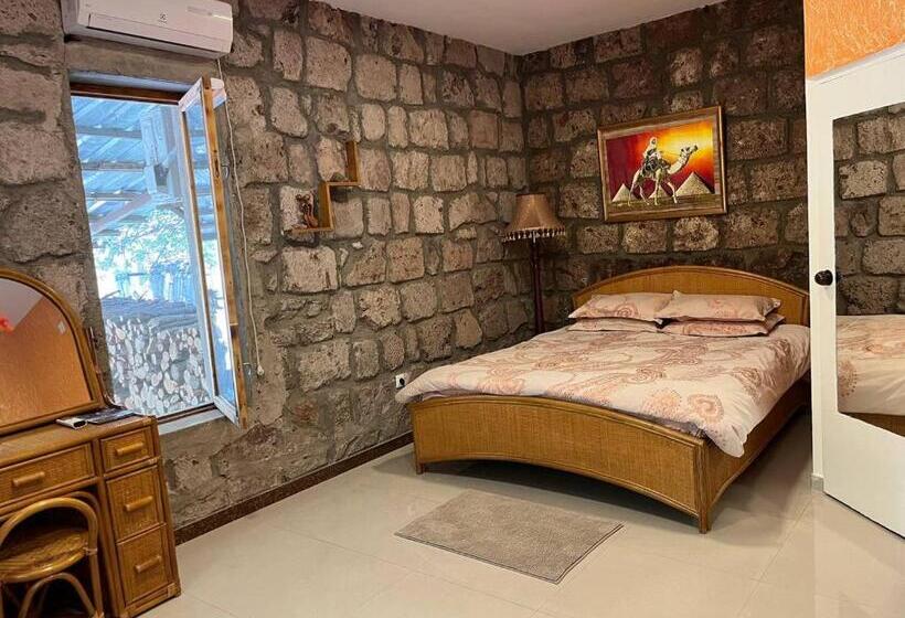Номер Стандарт Вид на Сад, Azoyan Holiday Resort
