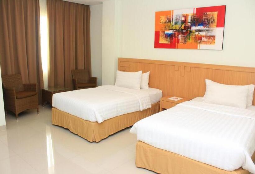Номер Deluxe, Naka Hotel Kupang