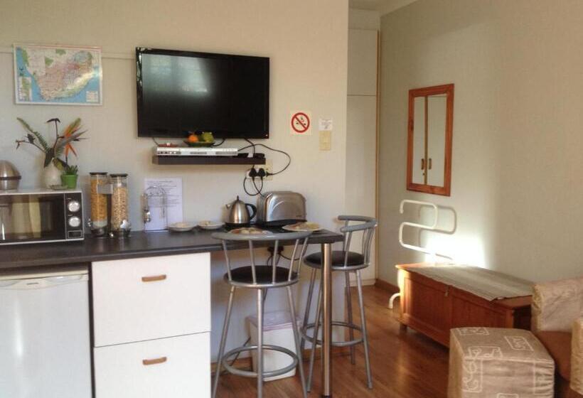 اتاق استاندارد, The Nook B&b