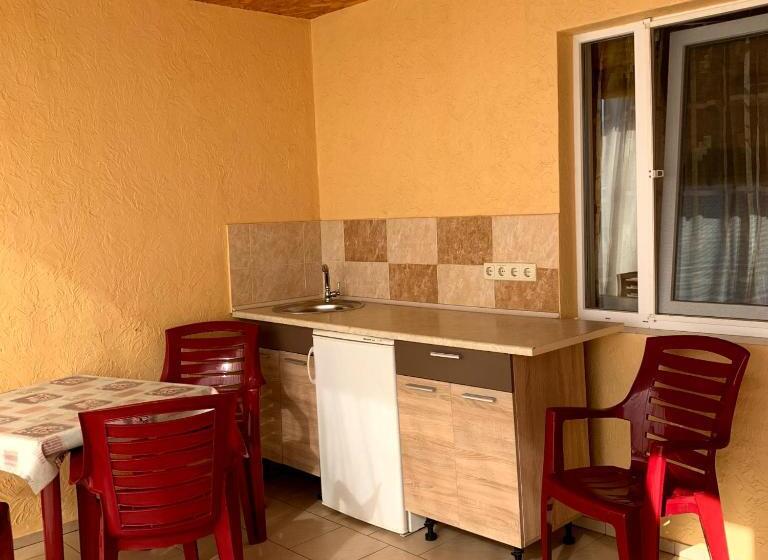 Четырехместный Номер Стандарт Вид на Море, Guest House Santin