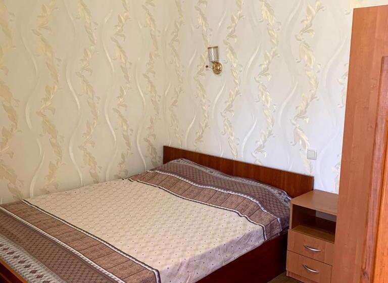 Семейный Номер, Guest House Santin