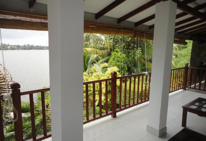 Номер Superior Кровать Кинг, Sapara River Guest