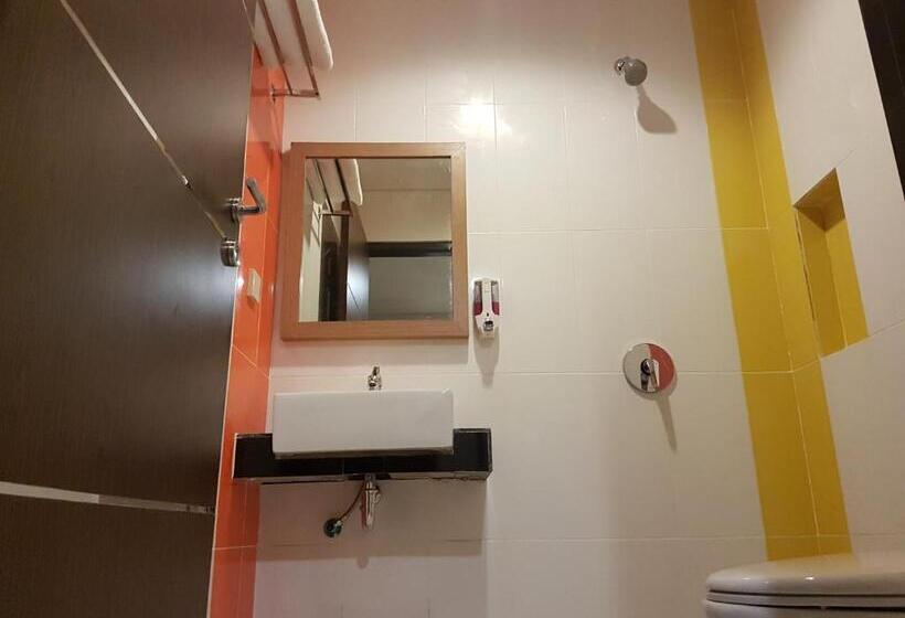 سوییت, Budget Hotel Ambon