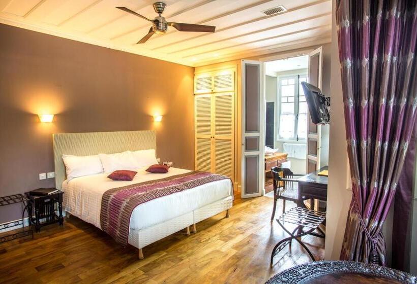 Deluxe Suite King Bed, Villa Angélique   Hôtel Classé Monument Historique