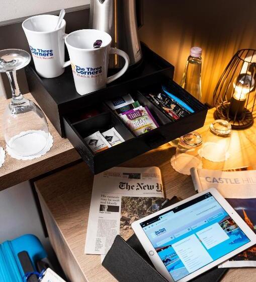 주니어 스위트, Three Corners Lifestyle