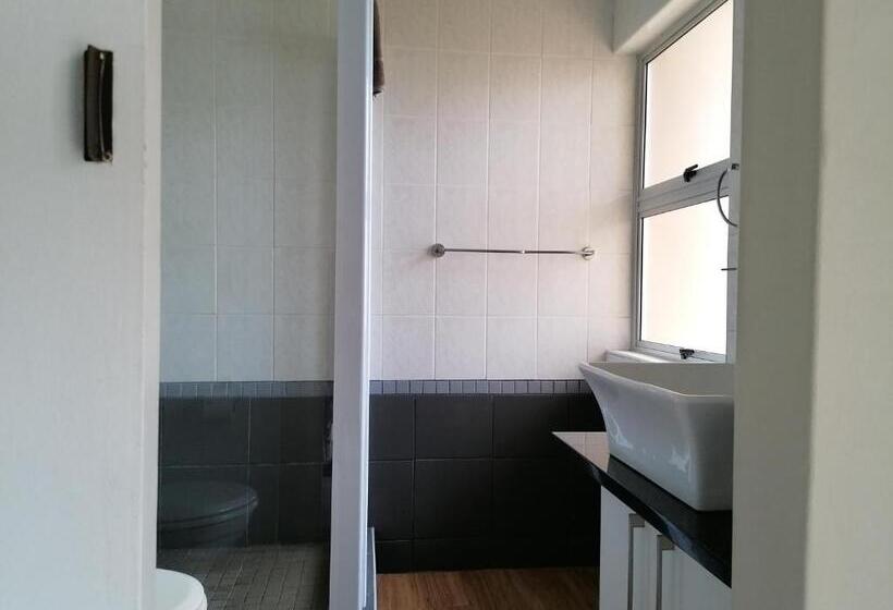 Хижина, Glenmore Sands Beach Resort