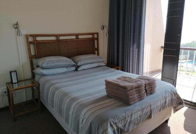 Апартаменты 2 Спальни Вид на Море, Glenmore Sands Beach Resort