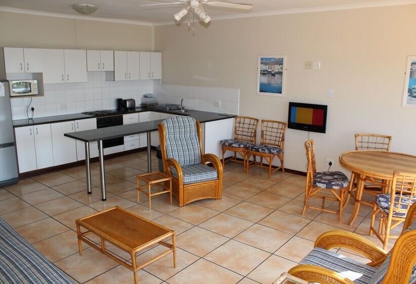 Апартаменты 2 Спальни Вид на Море, Glenmore Sands Beach Resort