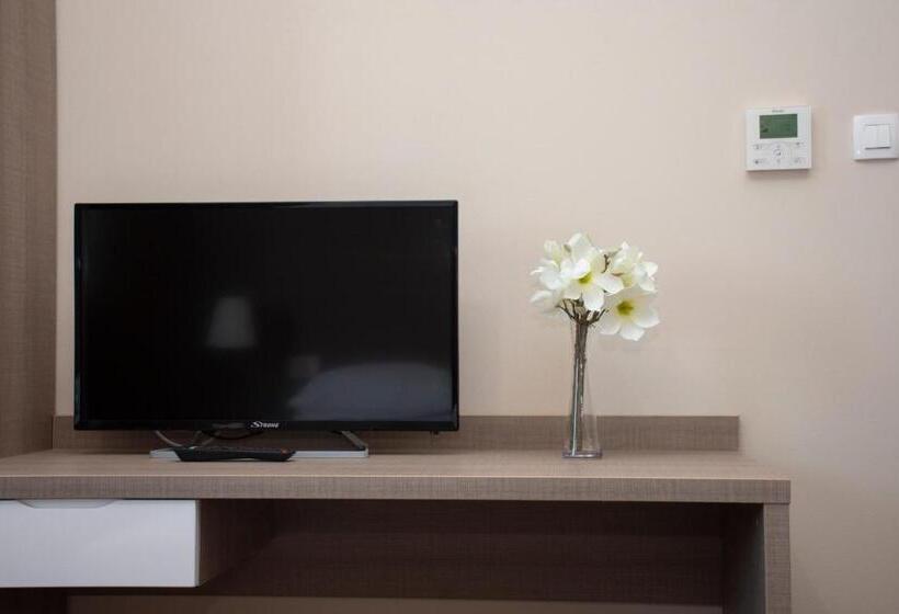 غرفة ديلوكس, Narenta