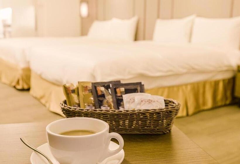 اتاق لوکس چهار تخته, O2 Hotel Taipei Main Station