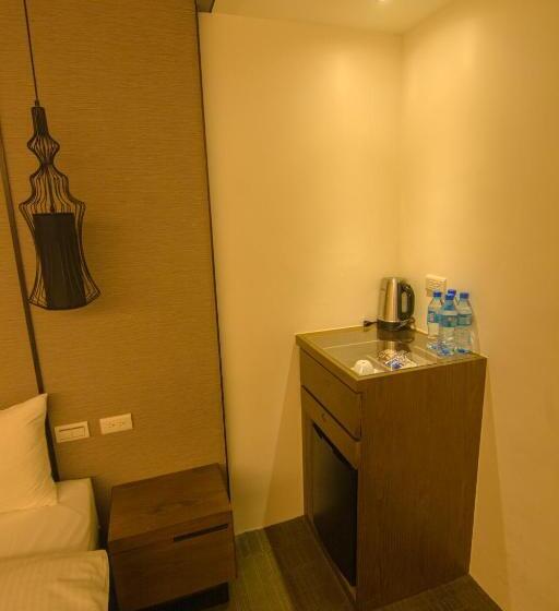 اتاق استاندارد یک نفره, O2 Hotel Taipei Main Station