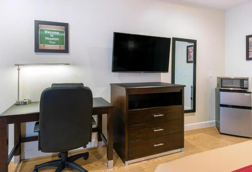 سوئیت با تخت بزرگ, Econo Lodge Inn & Suites Houston Willowbrook