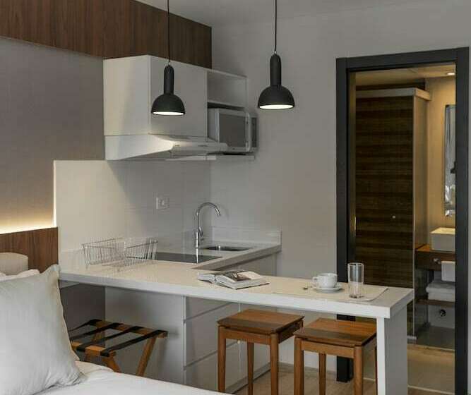 Habitación Deluxe con Balcón, Five Hotel & Residences