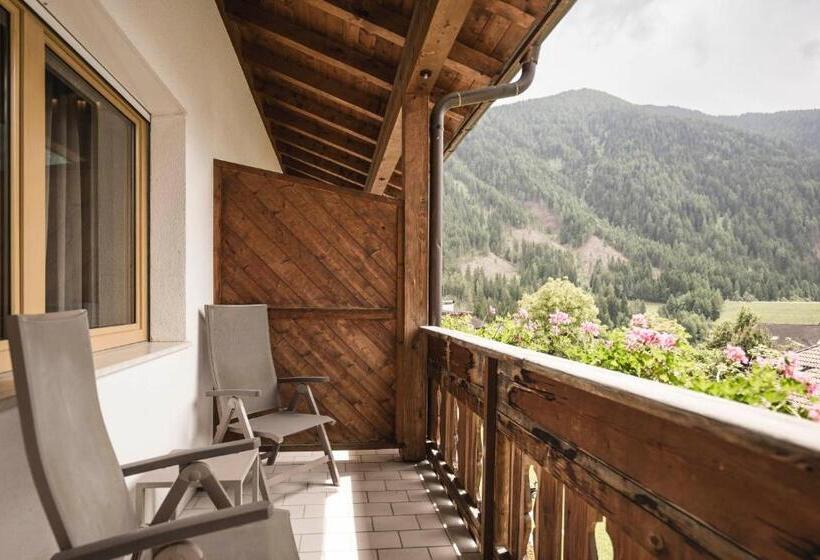 Люкс с Балконом, Familienhotel Viktoria