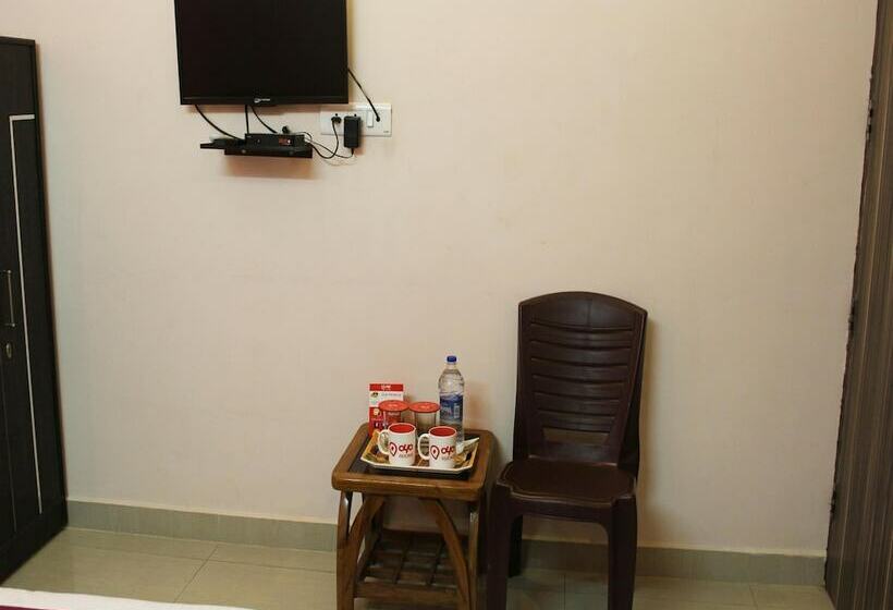 Номер Стандарт, Oyo Rooms Near Mansarovar Garden