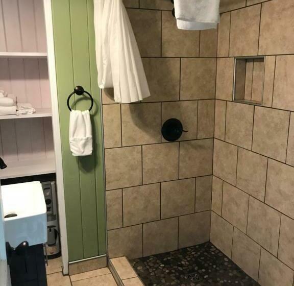 Четырехместный Номер Deluxe, The Riverside Lodge At Chimney Rock