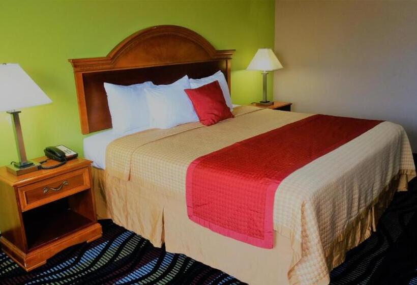 带大床的标准间, Oak Tree Inn & Suites