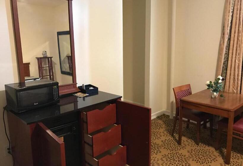 디럭스 룸, Waterbury Big Apple Motel