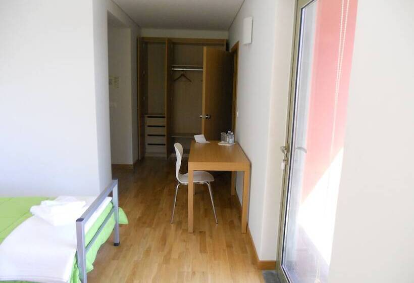 Номер Стандарт, Azores Youth Hostels São Jorge