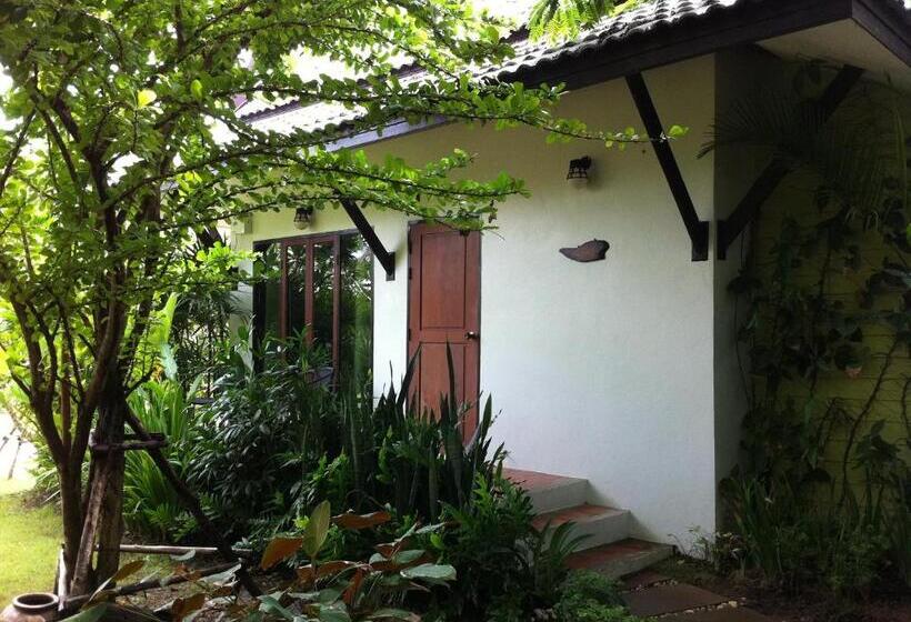 ガーデンビューの１ベッドルームビラ, Baan Thai House