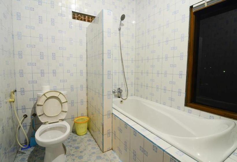 Номер Стандарт с Террасой, Mapa Lake View Bungalow
