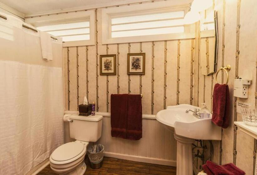 디럭스 트리플 룸, Simmons Bond Inn Bed & Breakfast