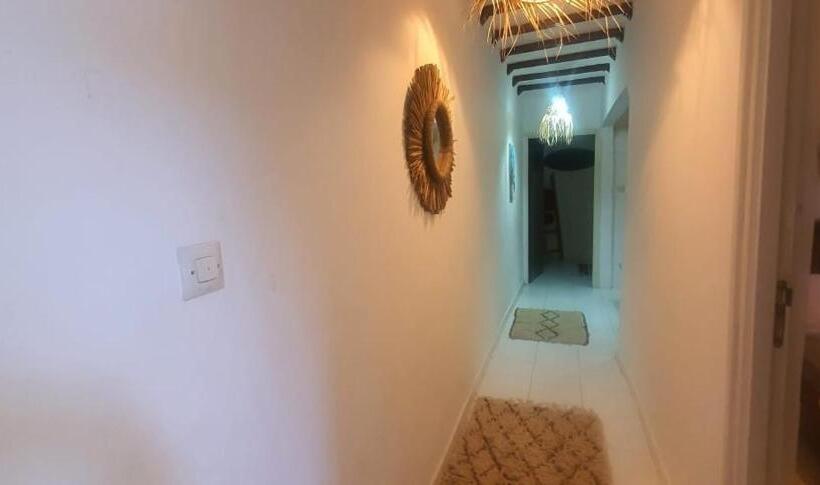 Четырехместный Номер Стандарт, Surfer Rosa Hostel