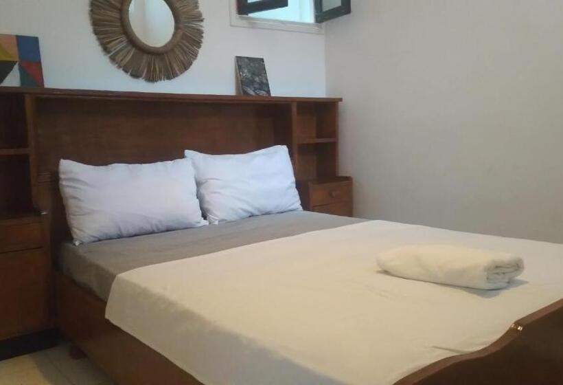 Четырехместный Номер Стандарт, Surfer Rosa Hostel