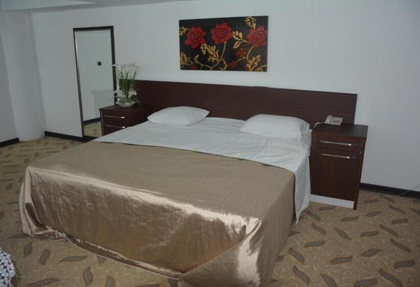 스위트 킹사이즈 침대, Koç Otel çankırı