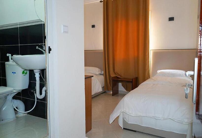 Номер Стандарт, Hôtel Moukawama