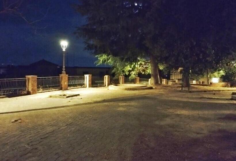 اتاق استاندارد با بالکن, Kalon Brion House