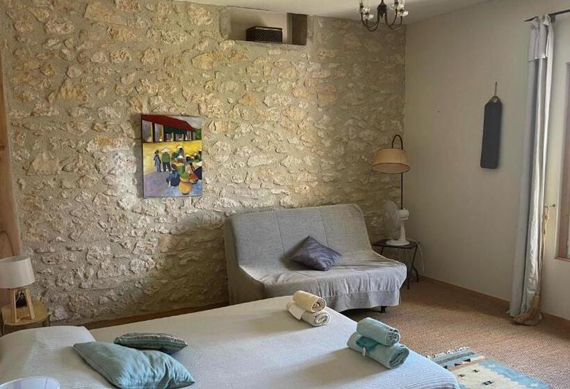 Четырехместный Номер Стандарт, Hameau Du Hour   Chambre D Hôtes Et Gîtes