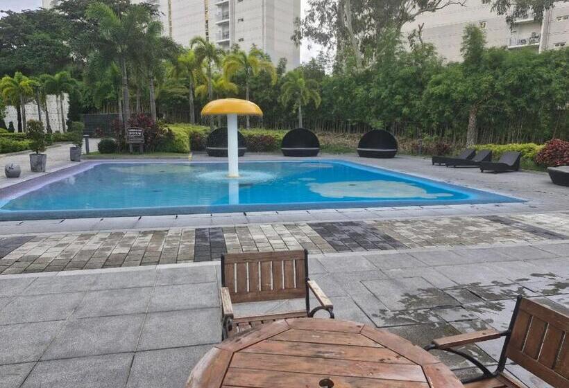수피리어 스튜디오, Clark Condo The Sharp Clark Hills 1506